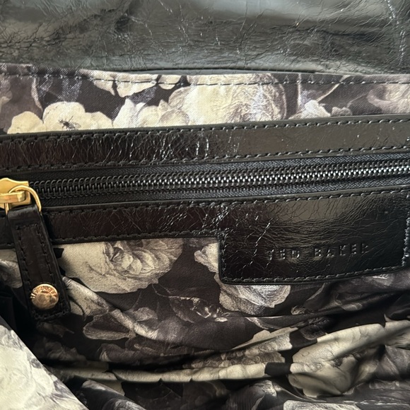 Ted baker clutch - Picture 7 of 12